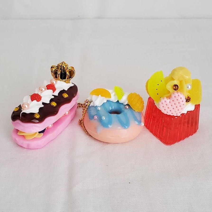 IHOPスイーツキャラクター キーホルダー 2個セット Amazon.co.jp: スイーツキーホルダー セット : おもちゃ